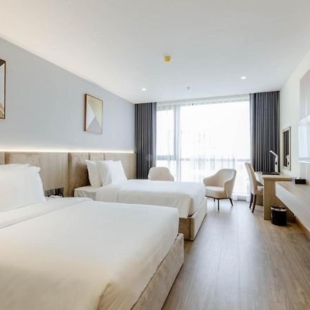 River Way Hotel Ha Long Esterno foto